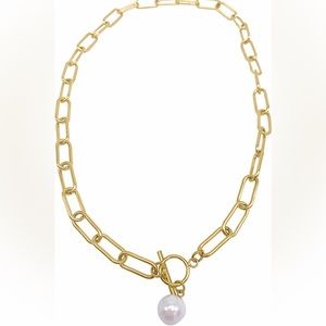 Adornia
8mm Imitation Pearl
Charm Toggle
Necklace